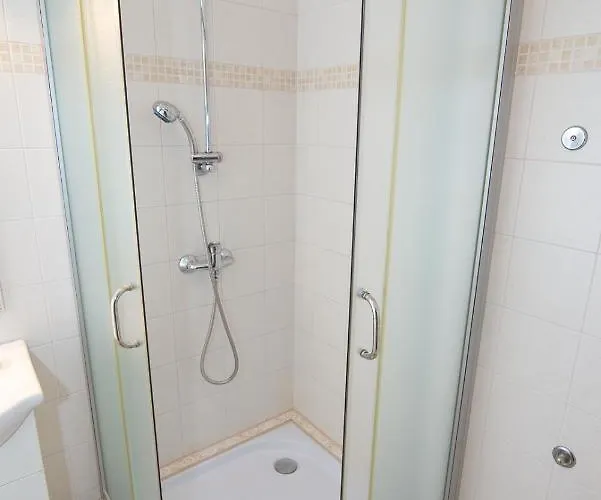 Punta Kriza 8082b * Nerezine